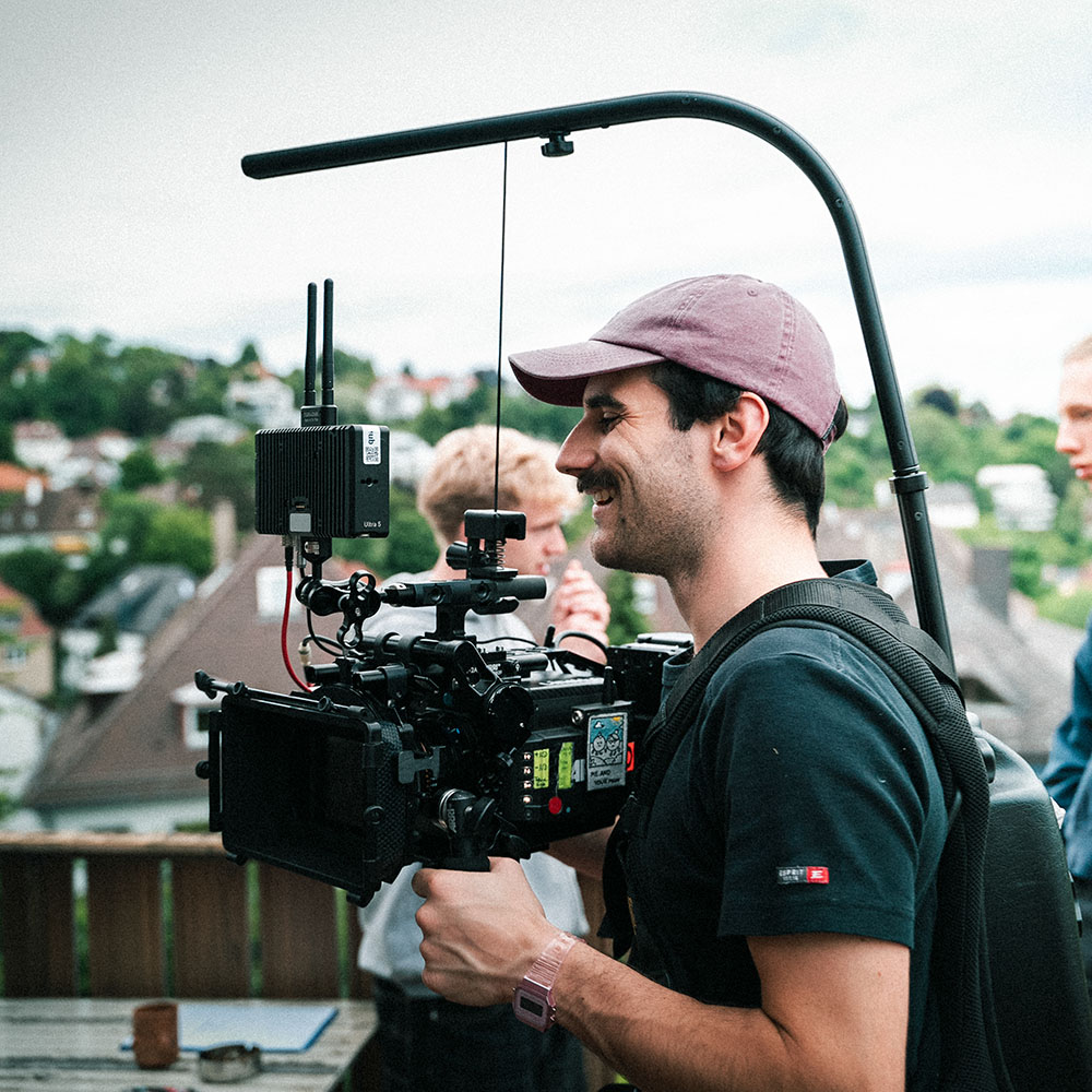 BTS_White_Room_Simon-749142