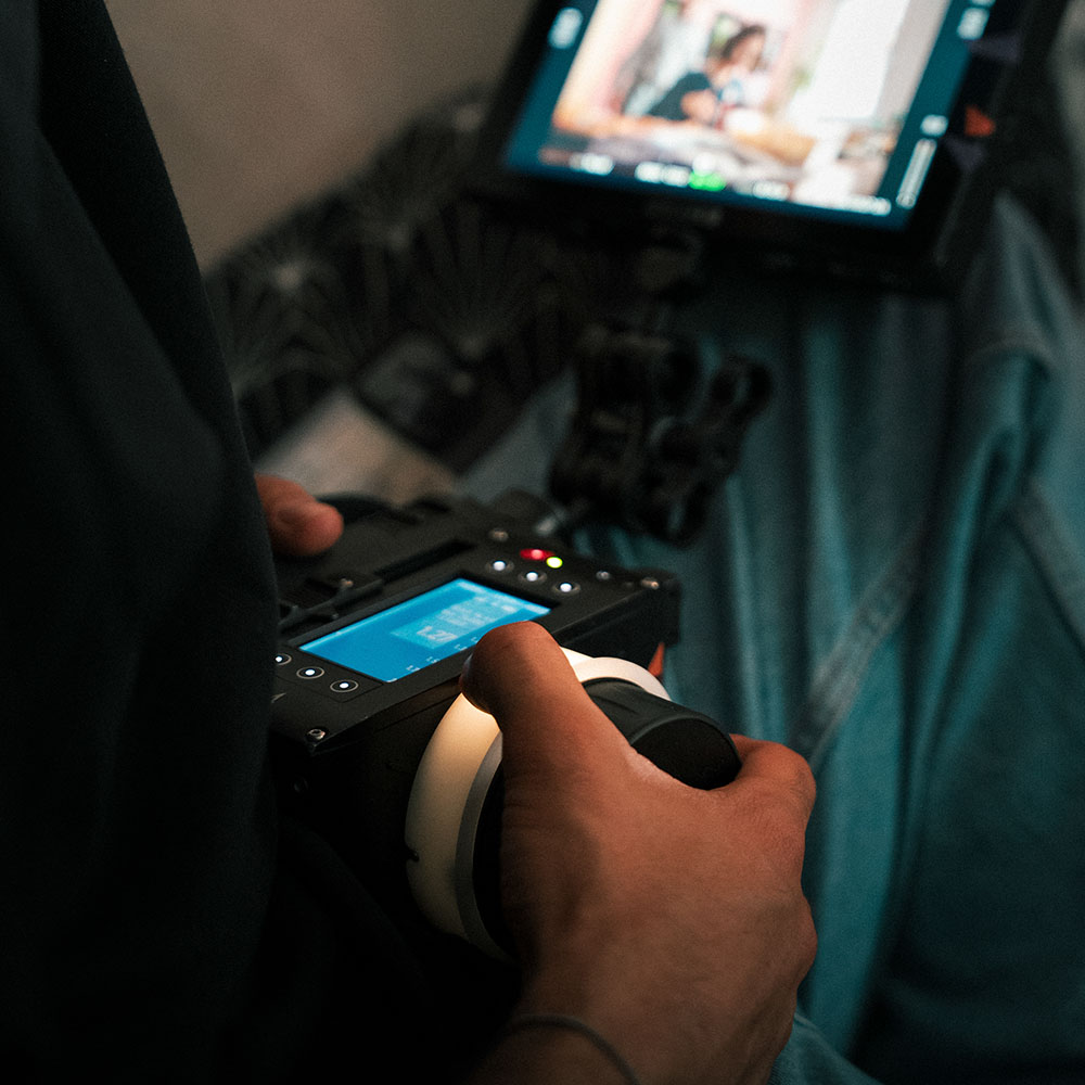 BTS_White_Room_Simon-749352