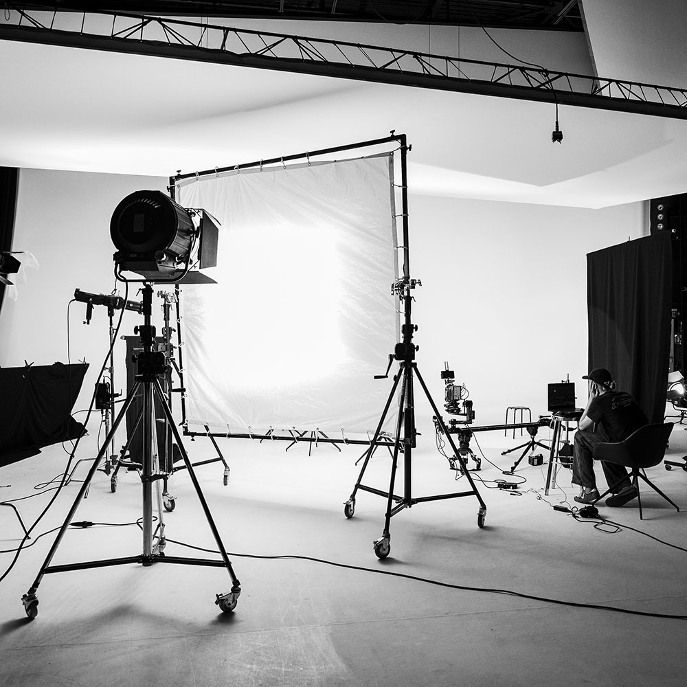 BTS_White_Room_Simon-749497